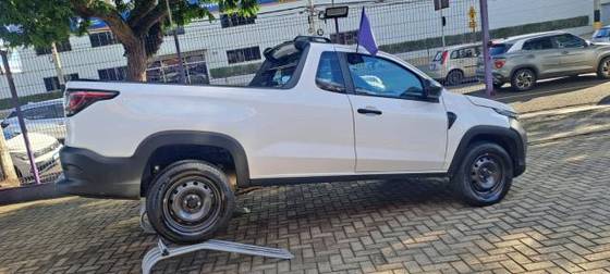 FIAT STRADA 1.4 FIRE FLEX ENDURANCE CS MANUAL FIAT STRADA 1.4 FIRE FLEX ENDURANCE CS MANUAL